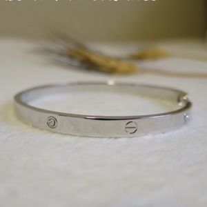 Love Bracelet